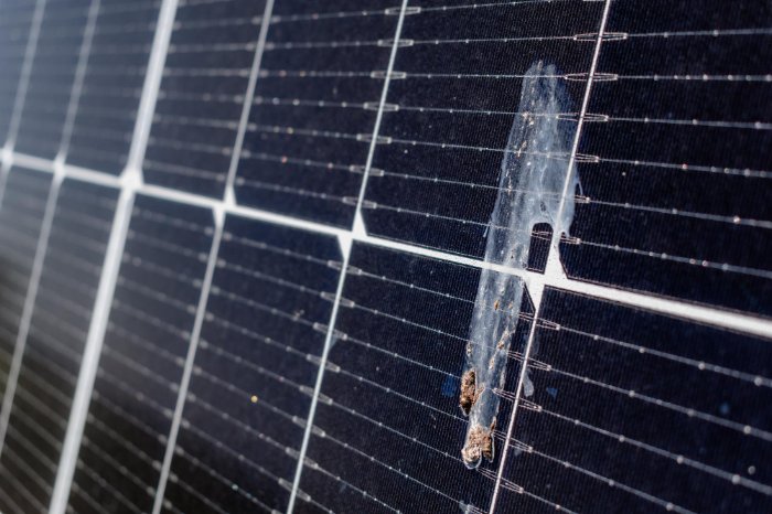 Güneş Enerjisi Sistemlerinde Performans Düşüşü Neden Olur ve Nasıl Önlenir?